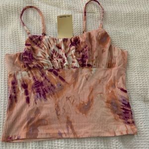 Tie die crop top